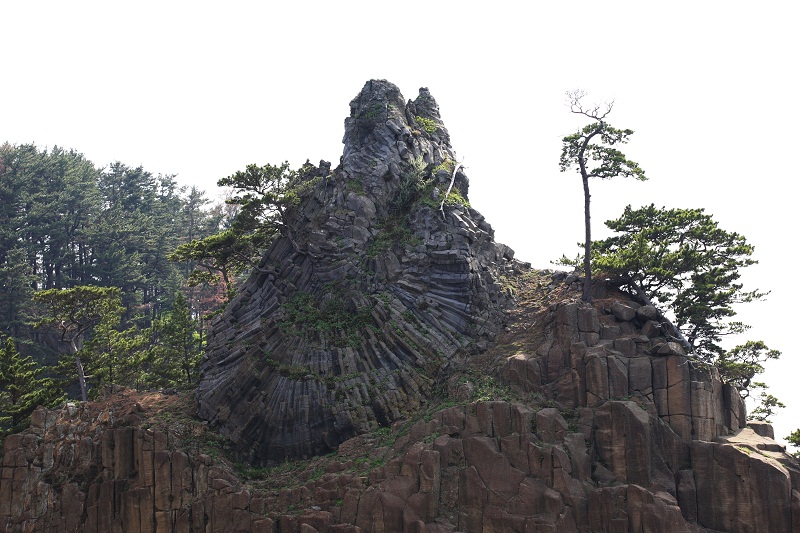 Yoroi-iwa Rock