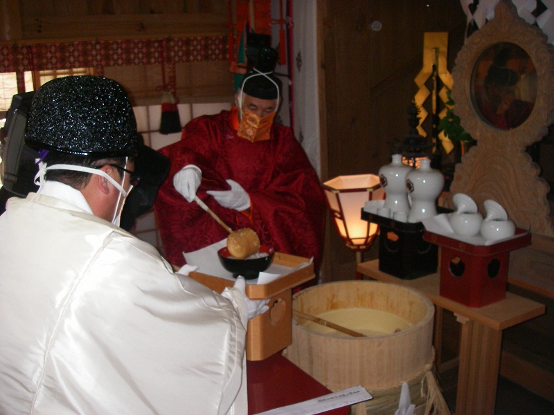 Saka Shrine ritual