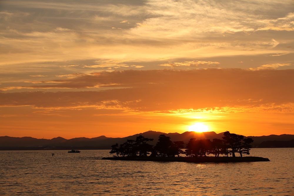 Coucher De Soleil Sur Le Lac Shinji Site Officiel Du