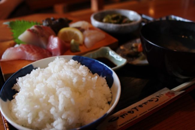 仁多米のご飯