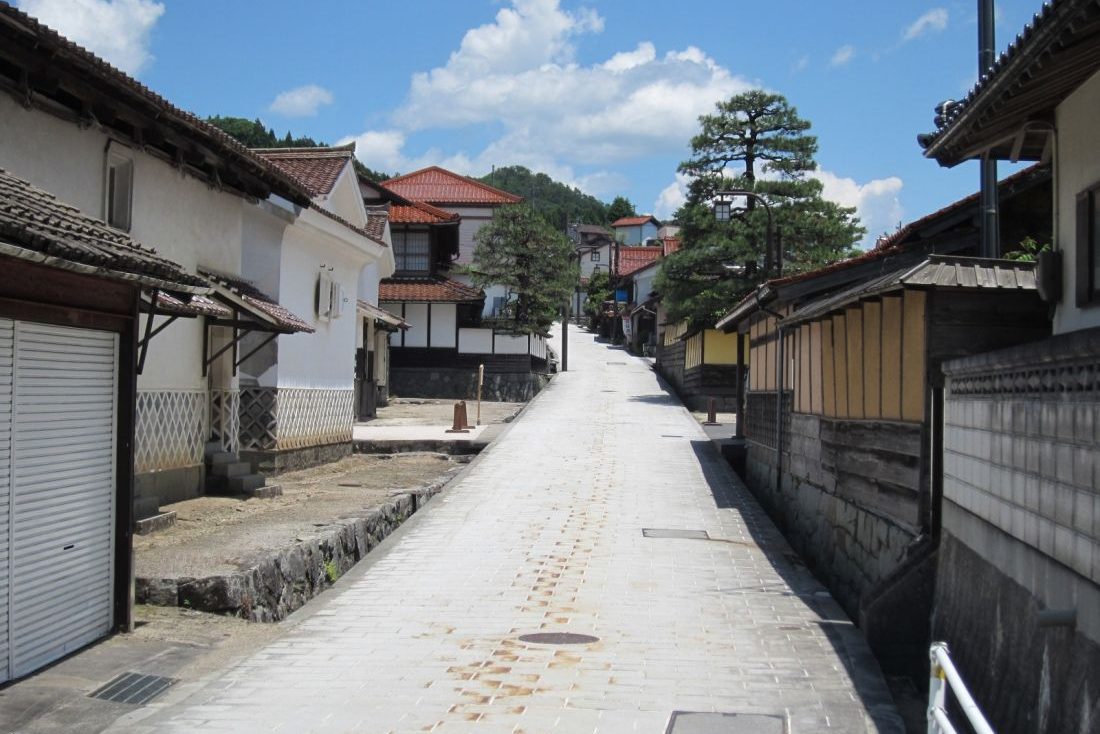 田部家土蔵群
