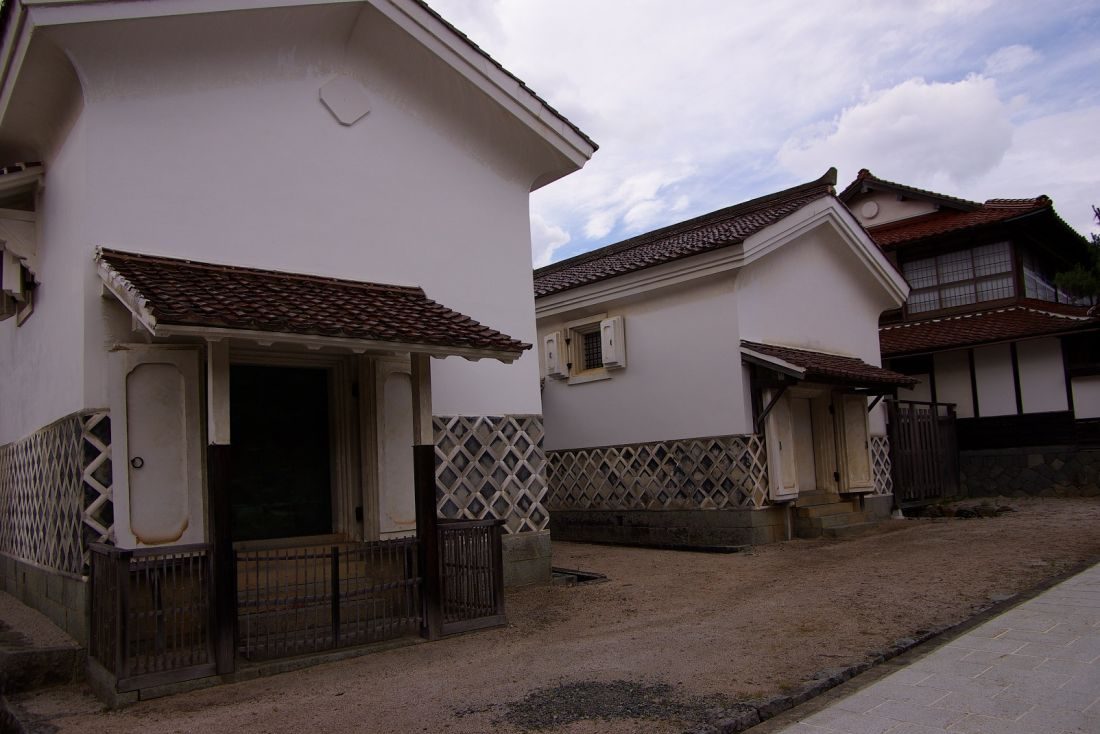 田部家土蔵群