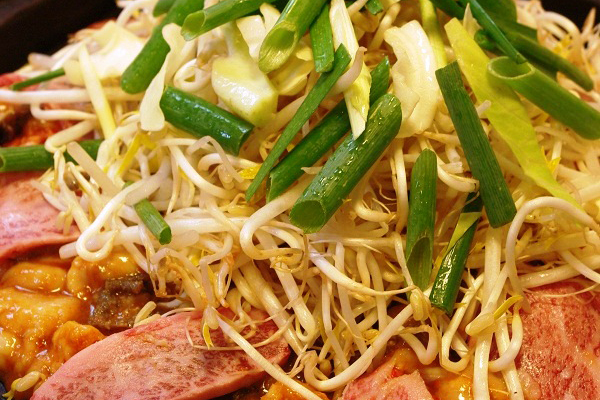 焼肉ホルモン　共栄