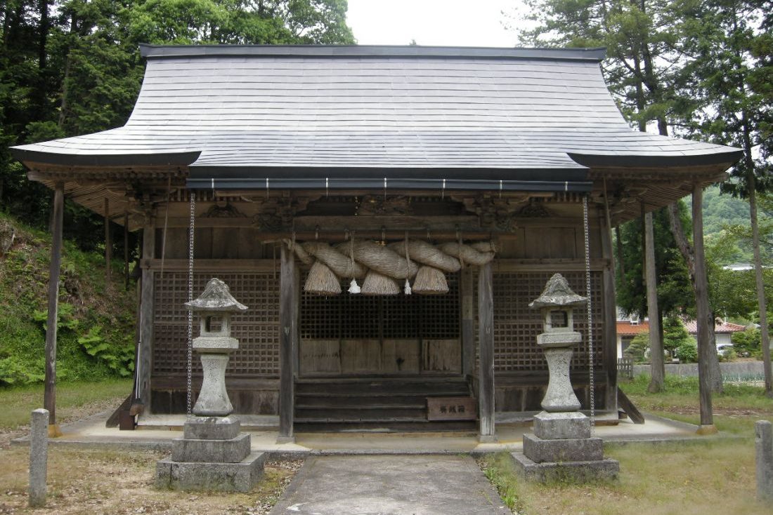 三屋神社