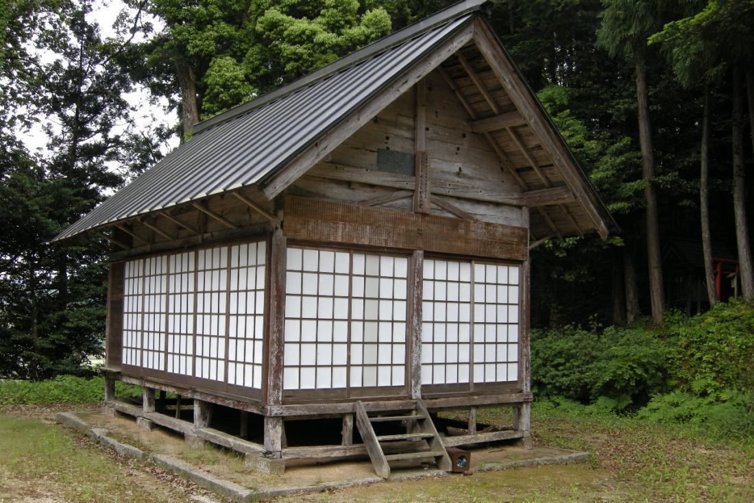 三屋神社