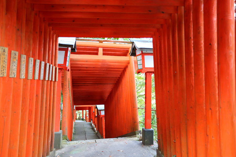 太皷谷稲成神社
