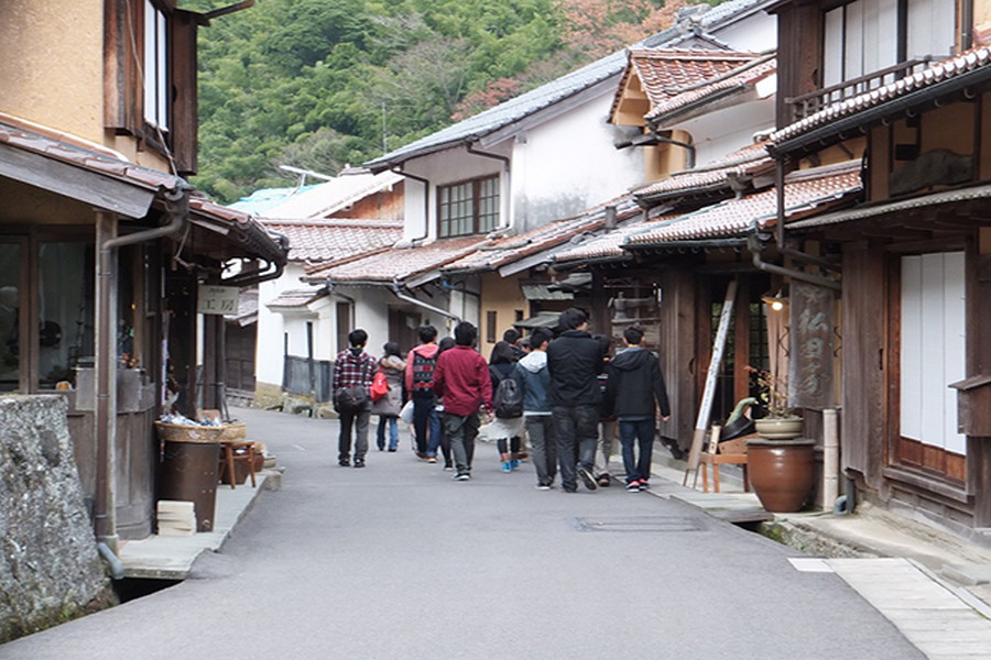 石見銀山観光ワンコインガイド（大森の町並みコース）