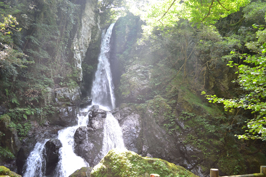 双川峡養戸の滝
