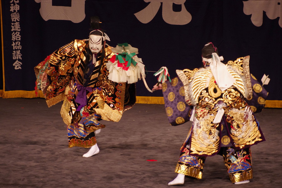 江津市石見神楽大会