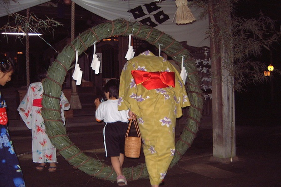 輪くぐり神事