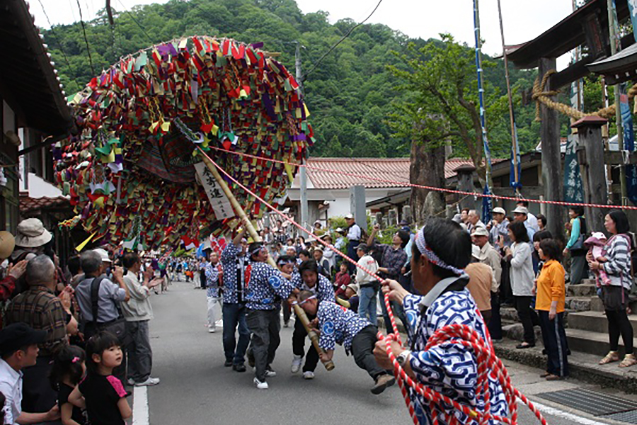 次の日祭り