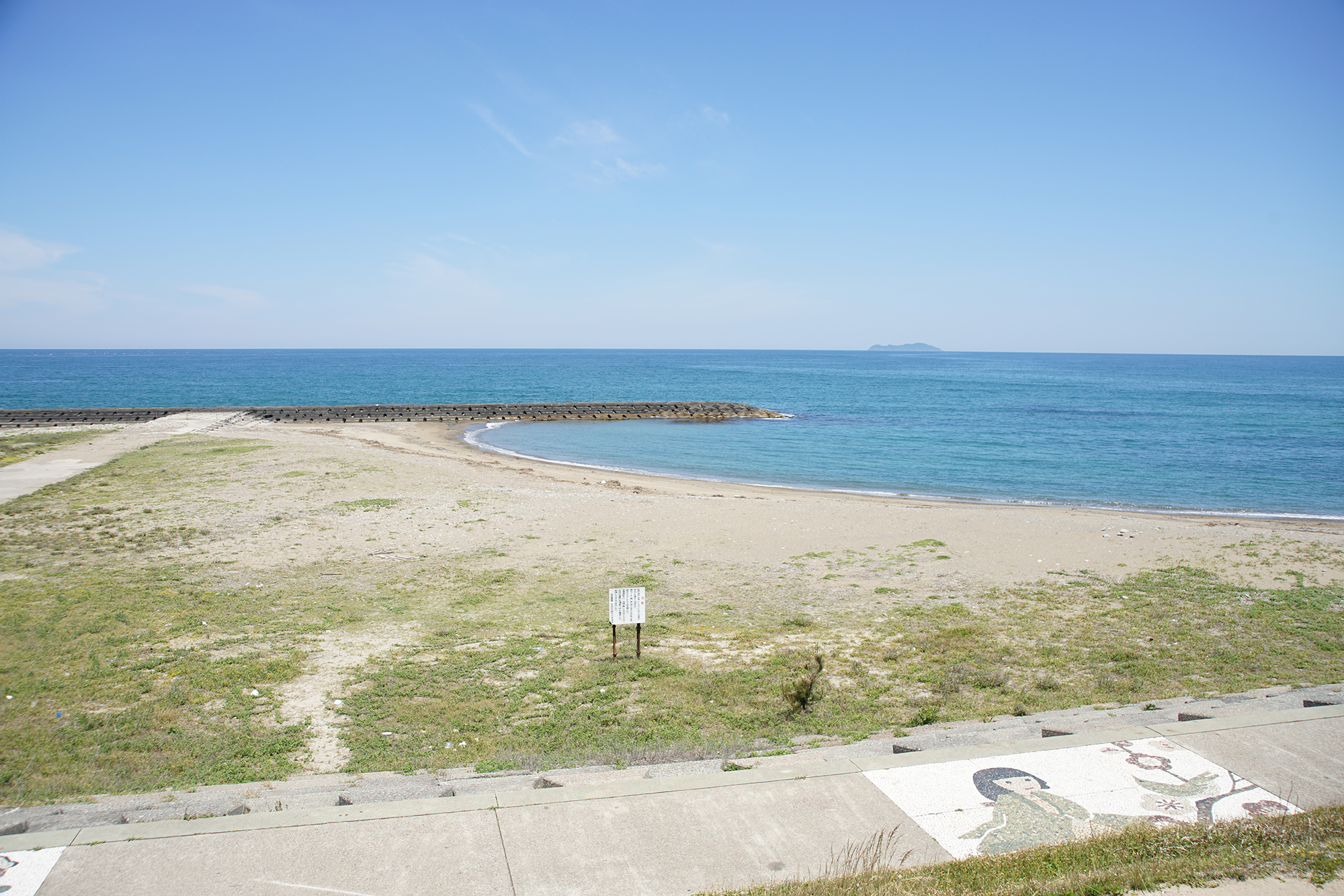 持石海岸（三里ヶ浜）