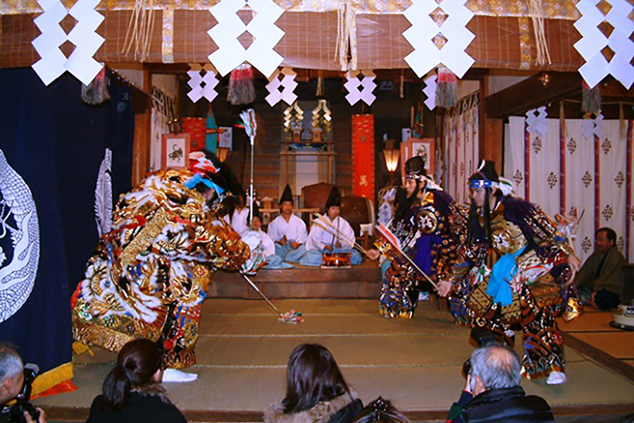 温泉津温泉　龍御前神社　石見神楽定期公演