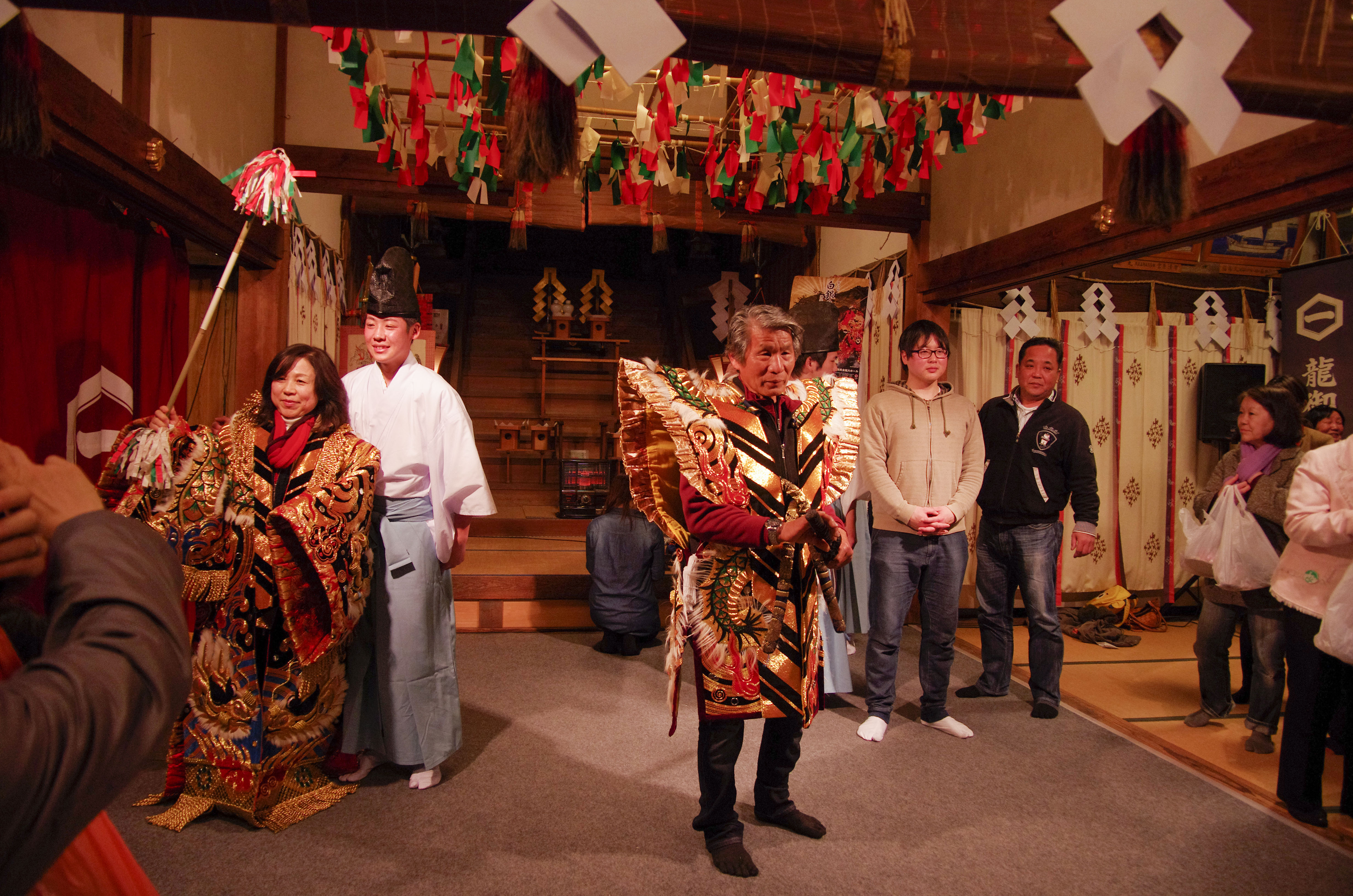 温泉津温泉　龍御前神社　石見神楽定期公演