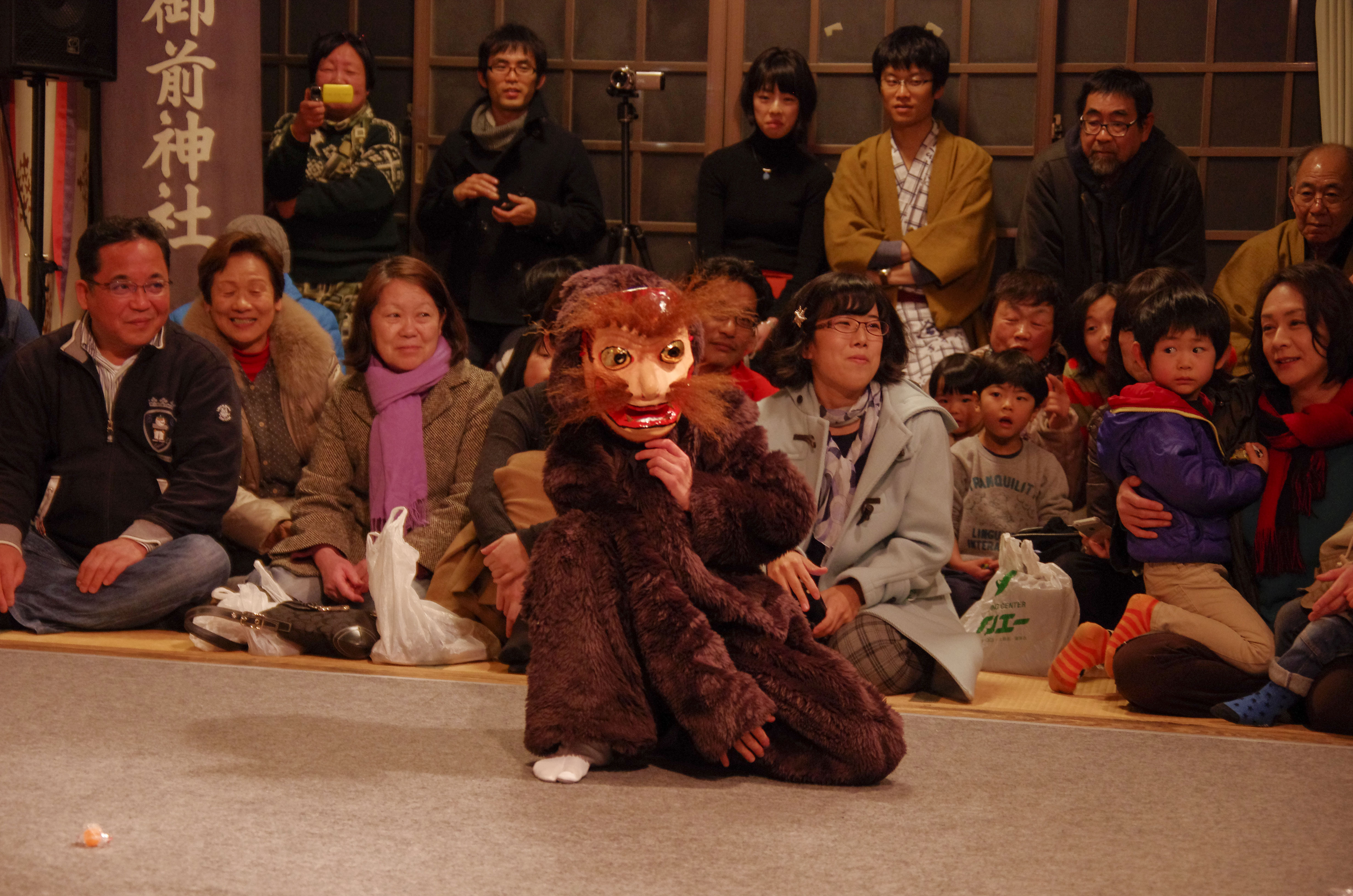 温泉津温泉　龍御前神社　石見神楽定期公演