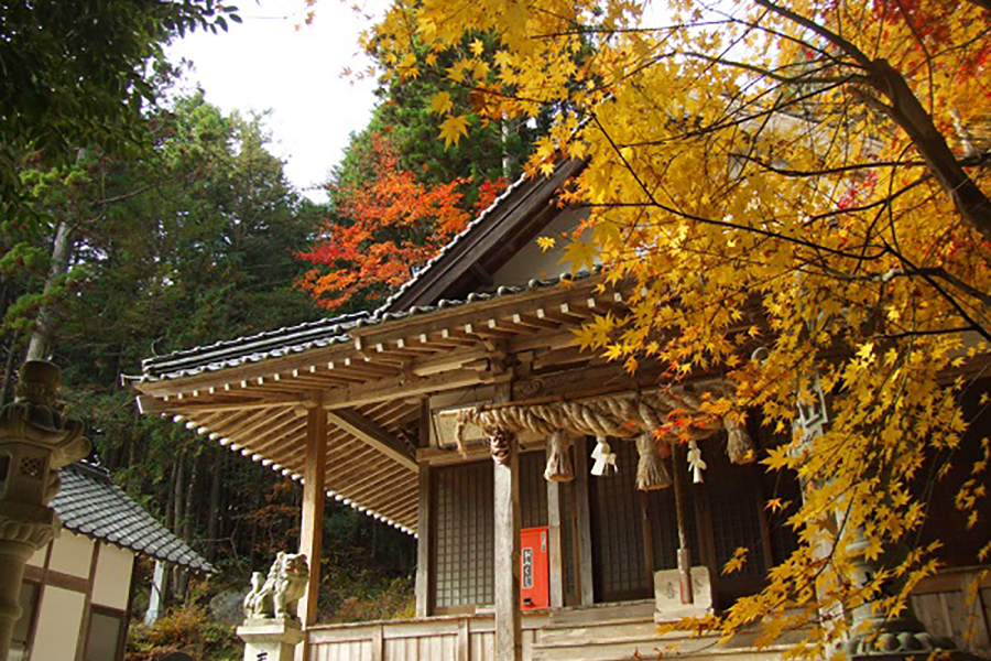 志都の岩屋