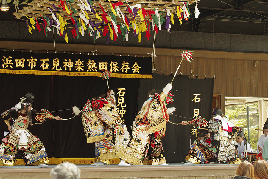 アクアスはっしー広場　石見神楽定期公演