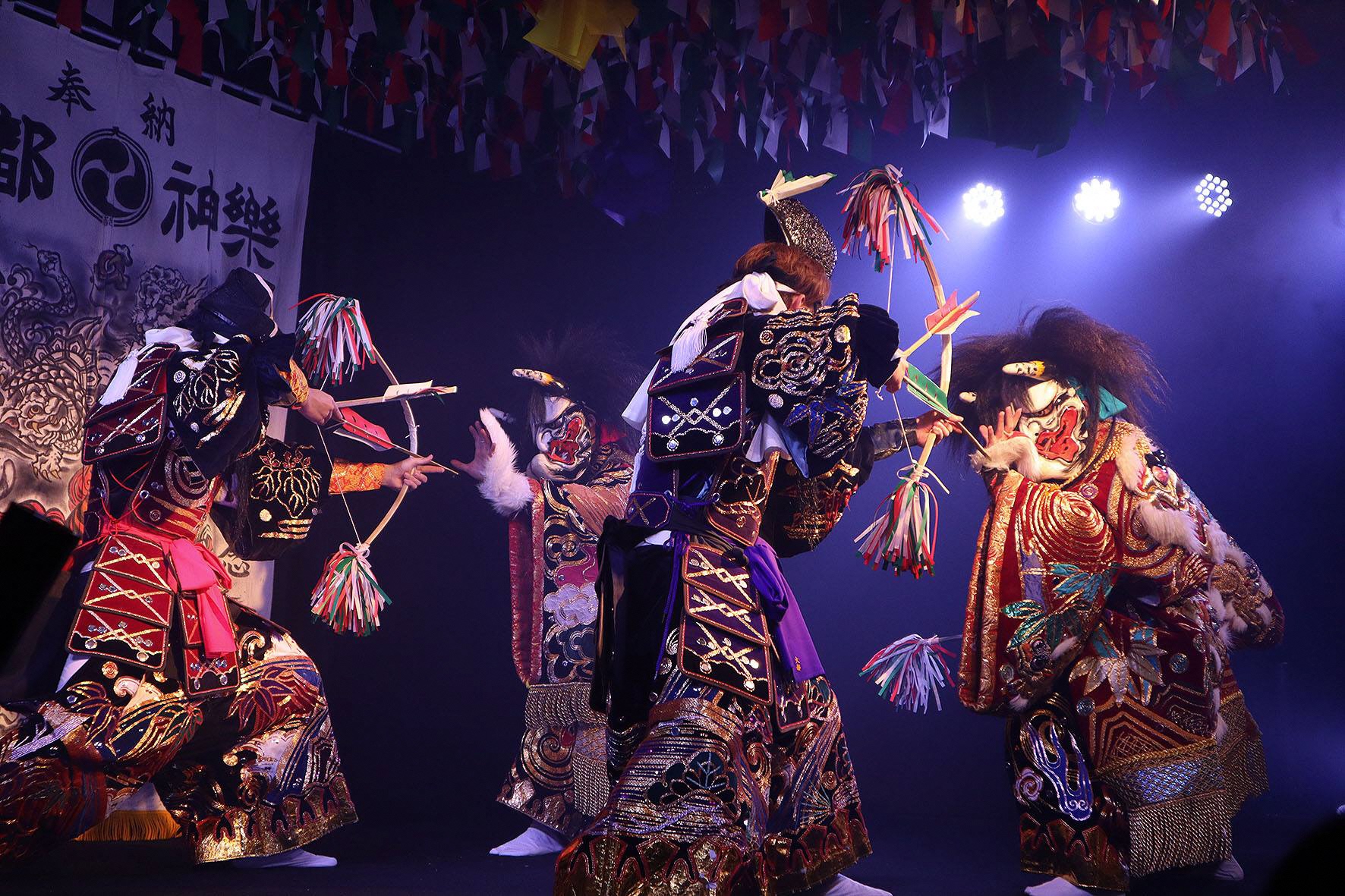 石見神楽劇場　舞乃座　石見神楽定期公演