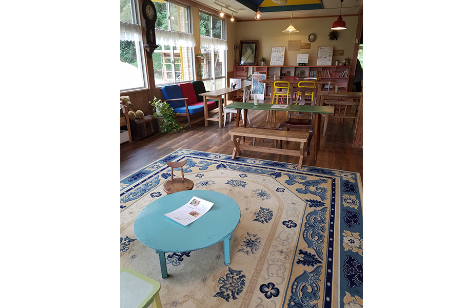 川登芸術村　Cafe Dörfer（カフェ デルファ）