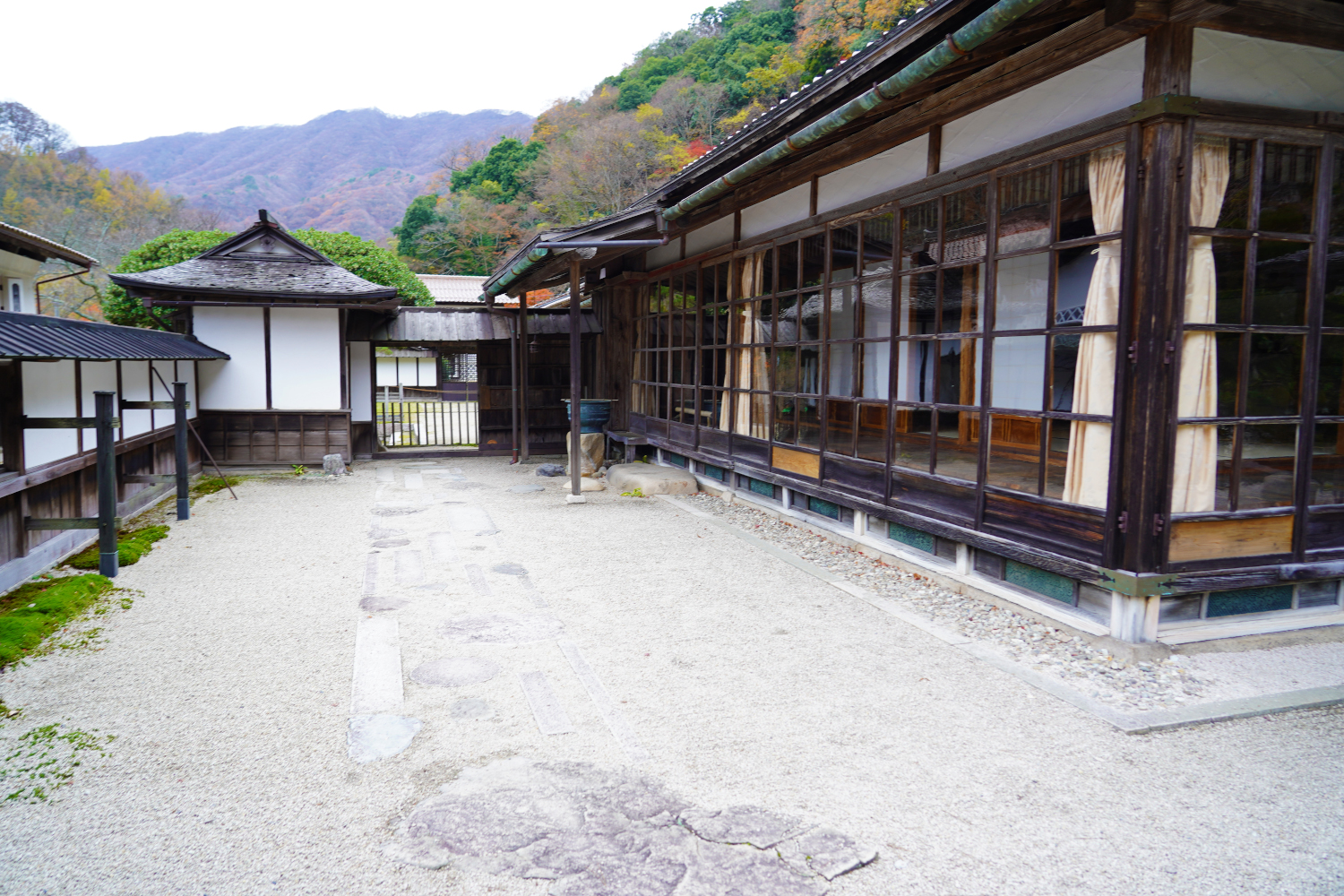 可部屋集成館・櫻井家住宅と庭園