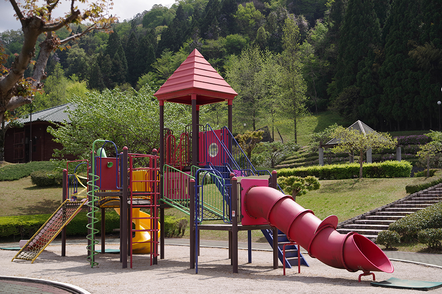 匹見中央公園