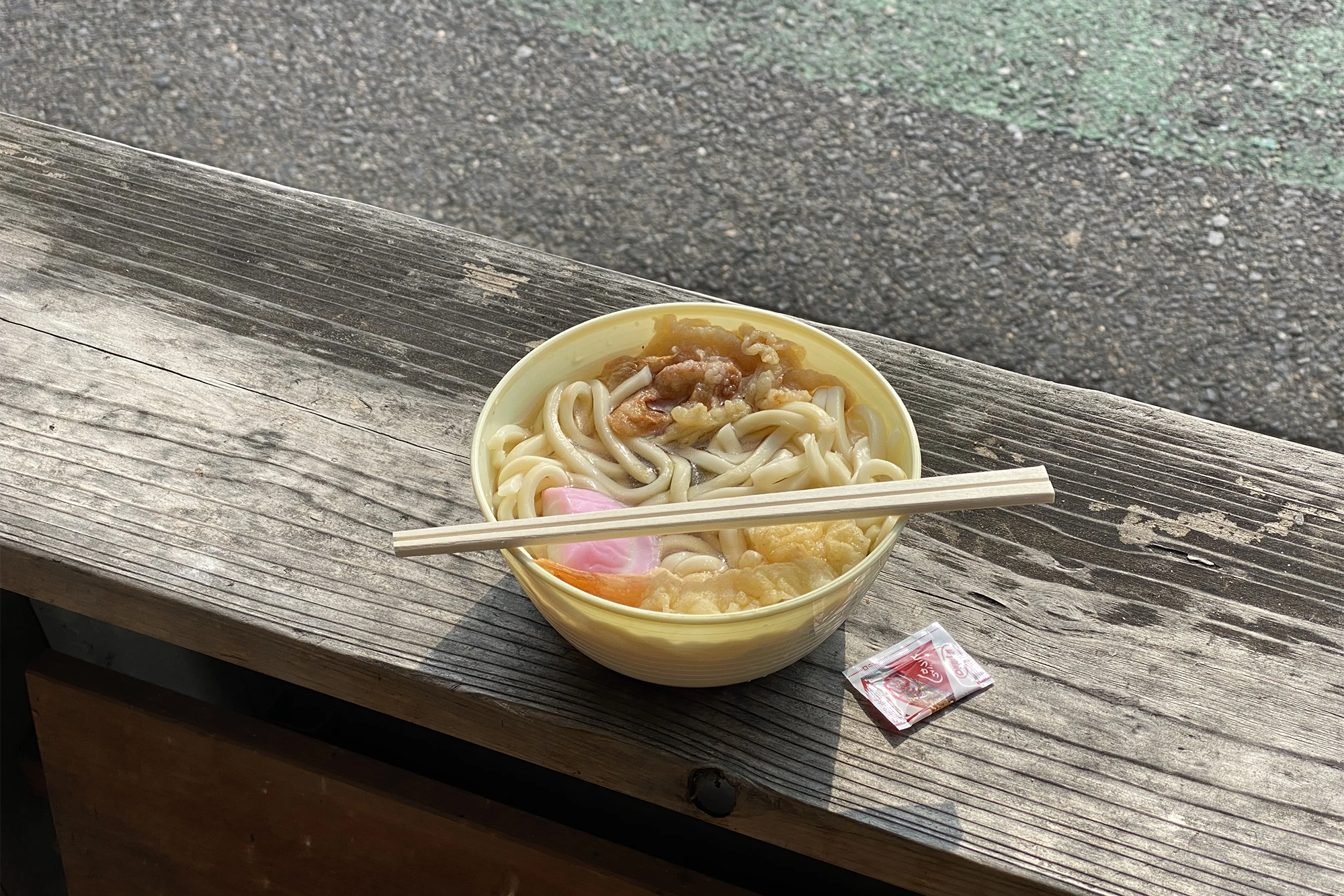 【うどん自販機】自販機コーナー　オアシス