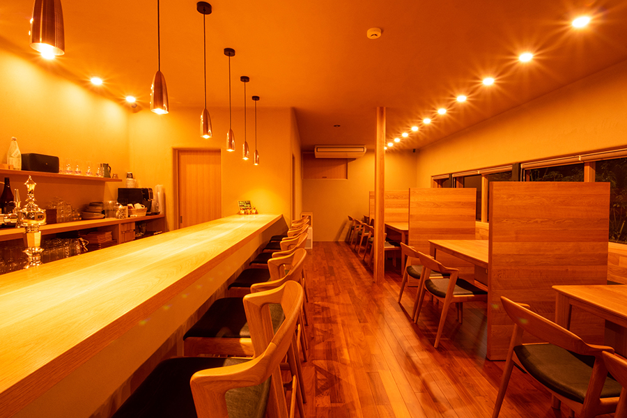 CAFEBAR MAHORA（なかのや旅館）