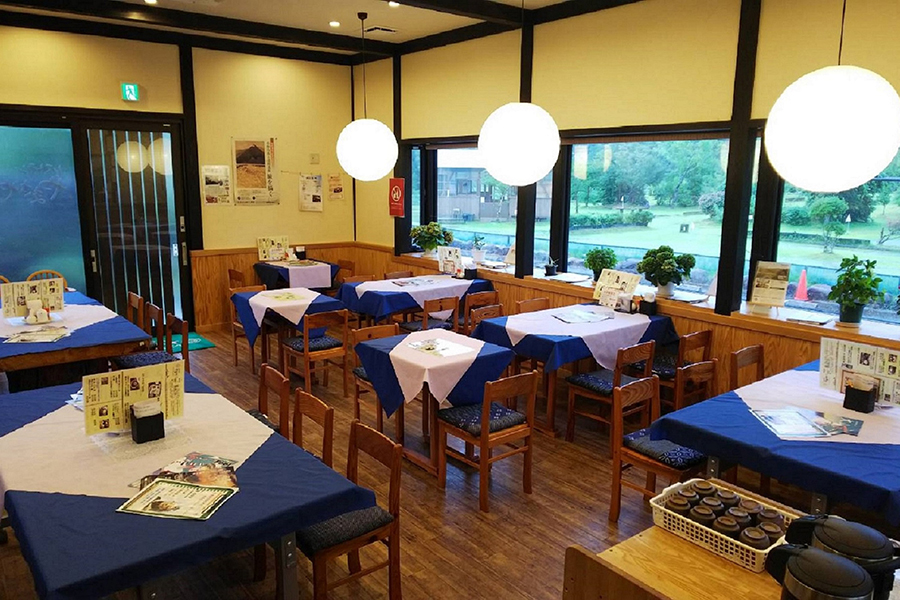 安来市加納美術館