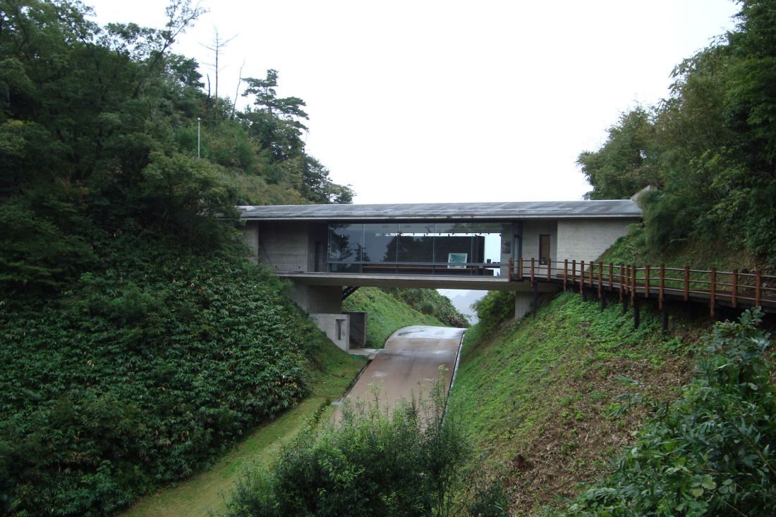 加茂岩倉遺跡ガイダンス