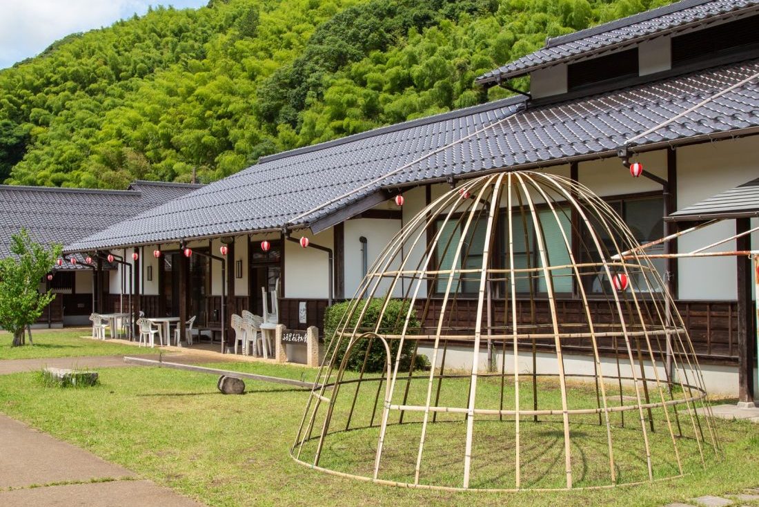 東出雲おちらと村