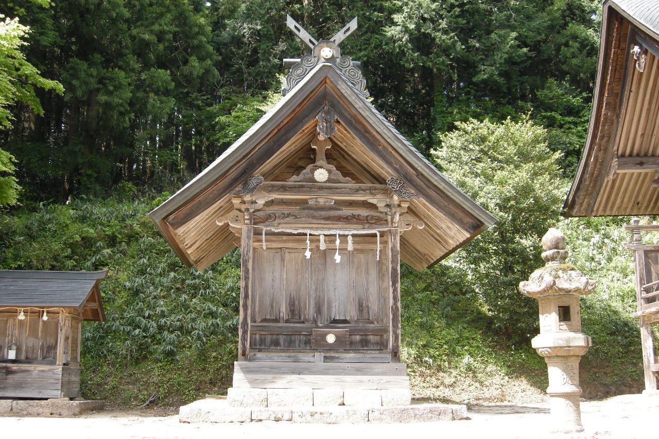 横田八幡宮