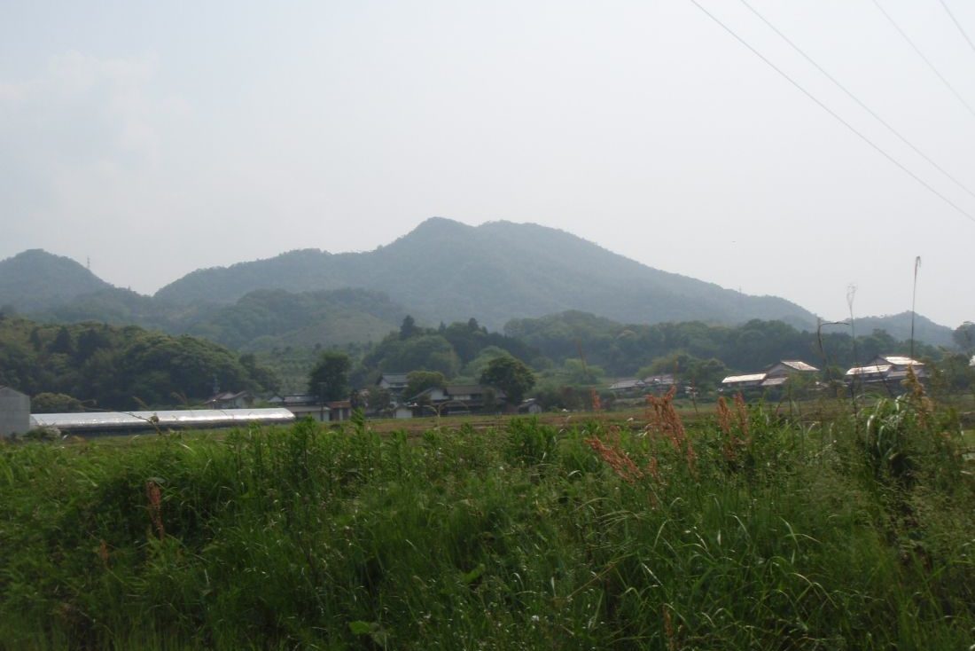 仏経山（神名火山）