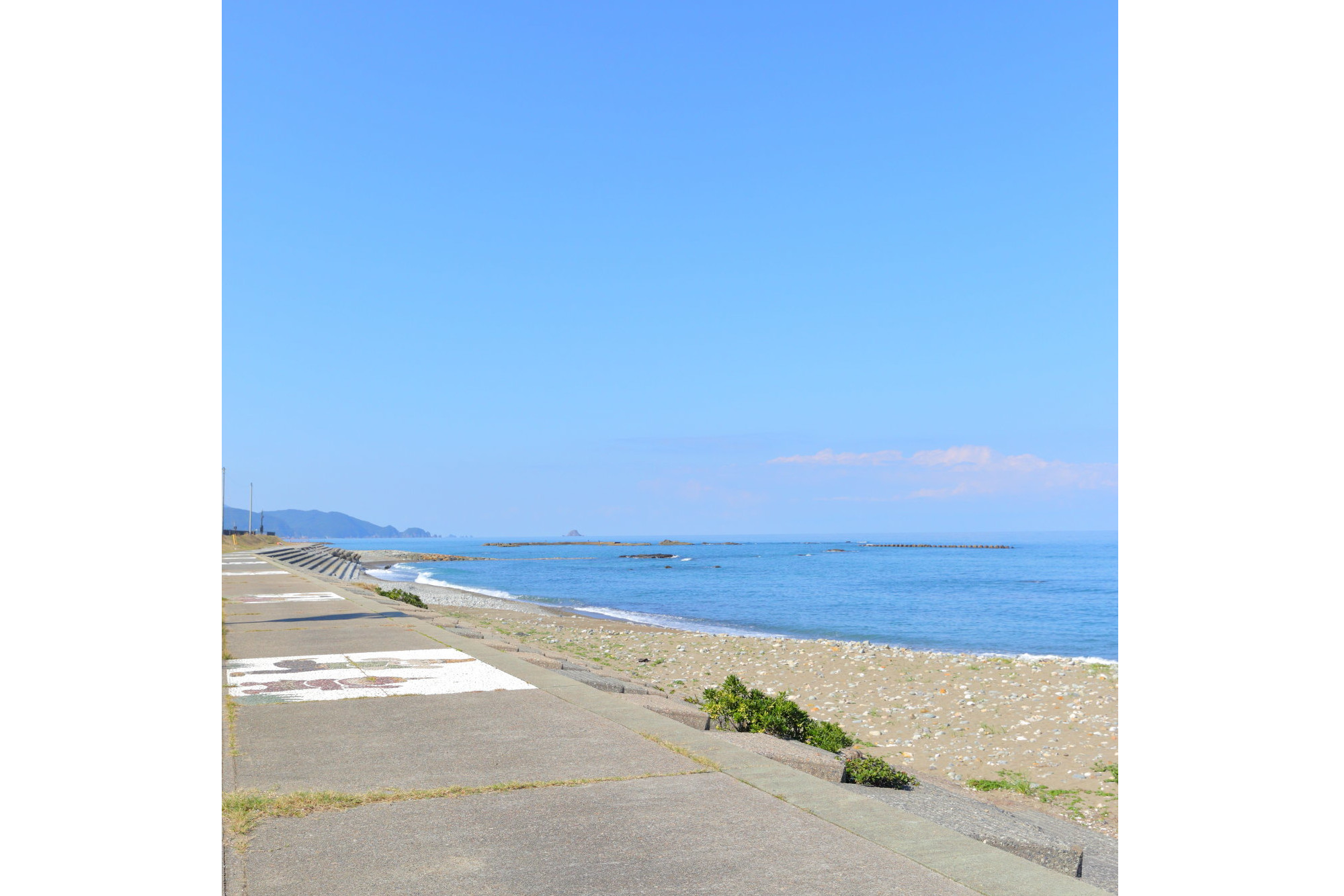 持石海岸（三里ヶ浜）