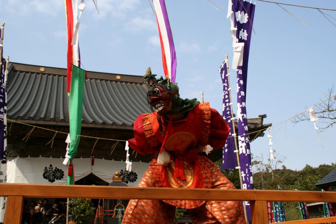 隠岐国分寺蓮華会舞