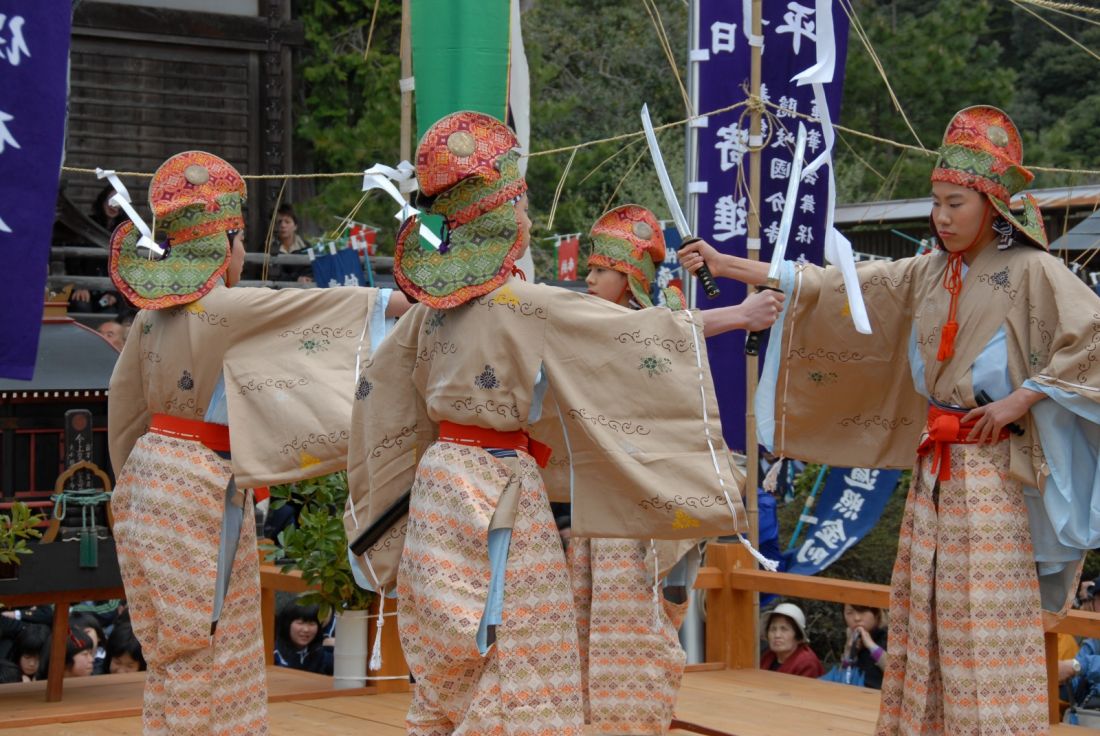 隠岐国分寺蓮華会舞