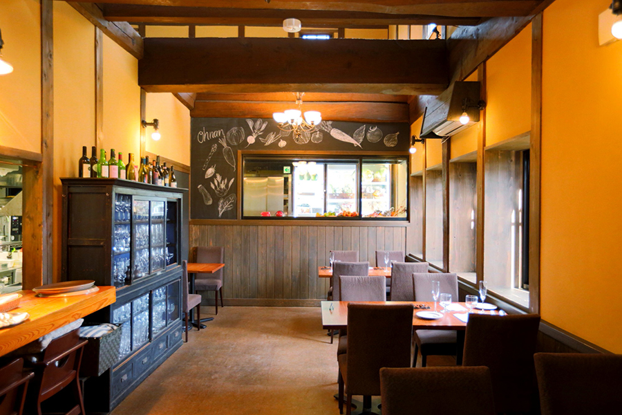 里山イタリアン　AJIKURA
