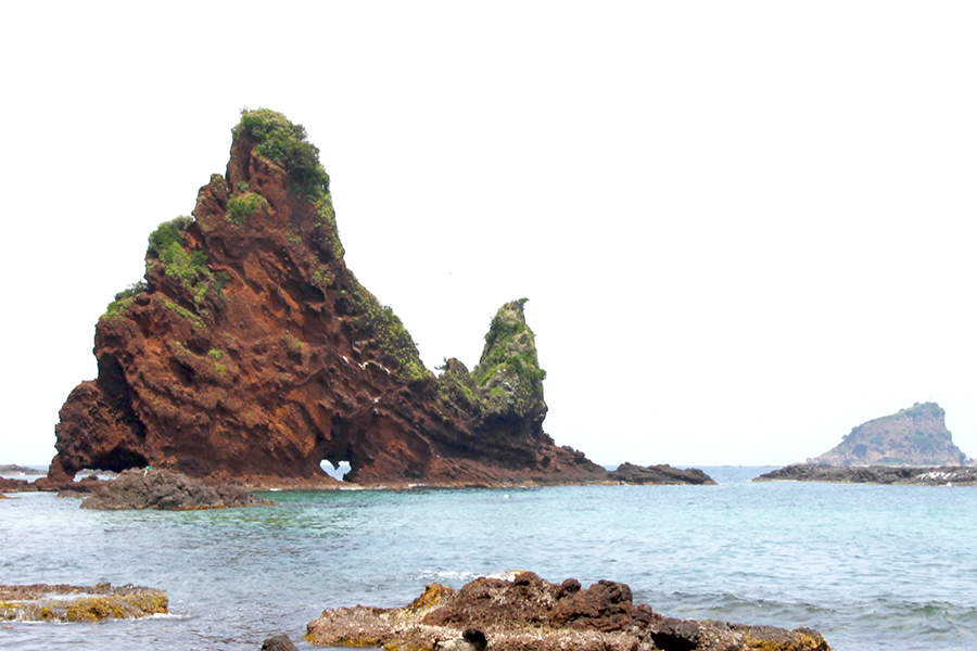 明屋海岸ハート岩