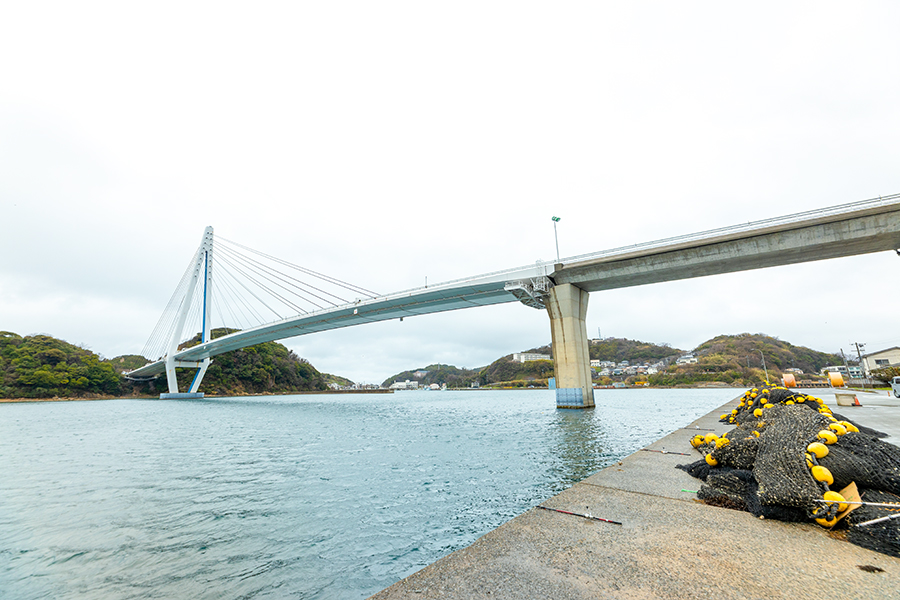 マリン大橋