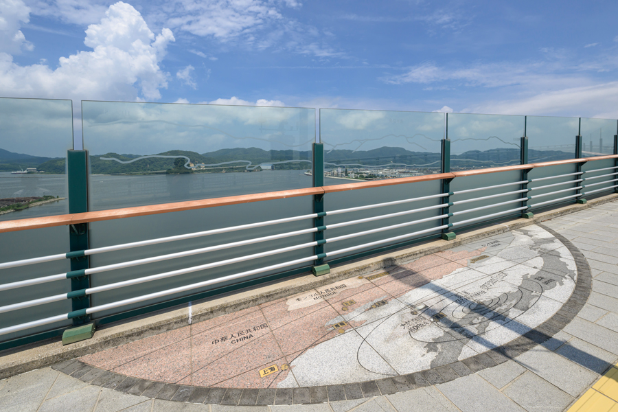 江島大橋（ベタ踏み坂）