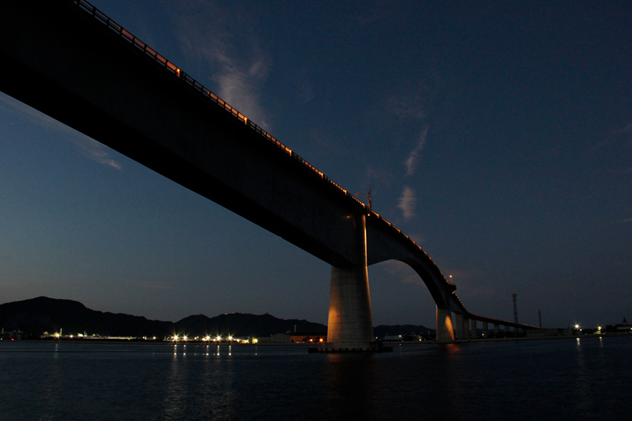 江島大橋　夜