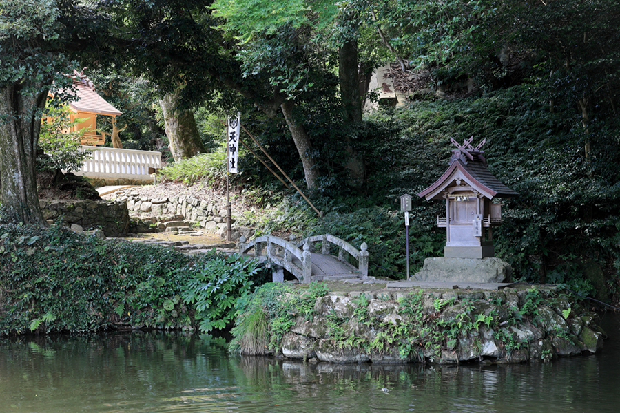 天神社（北島國造館）