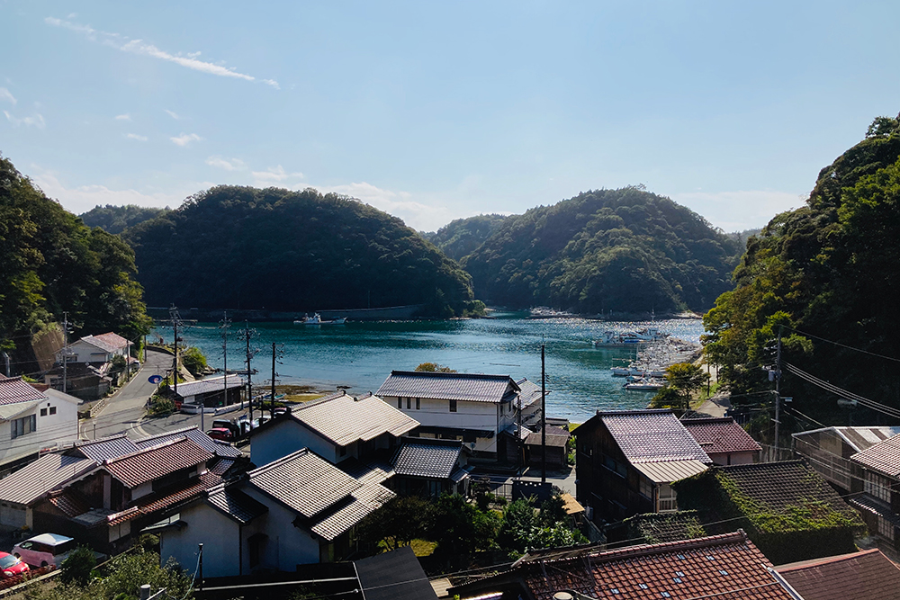 温泉津港