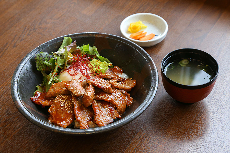 オロチ丼