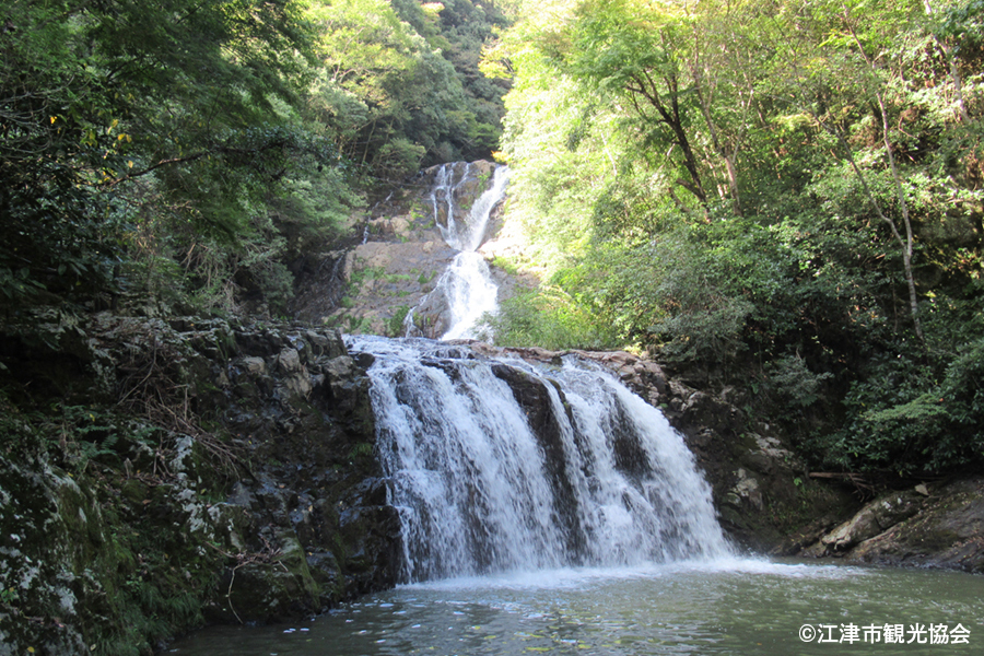 岩瀧寺の滝