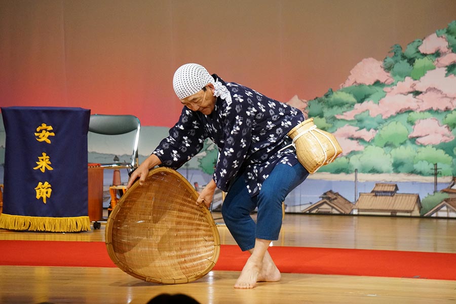 安来節　どじょうすくい踊り