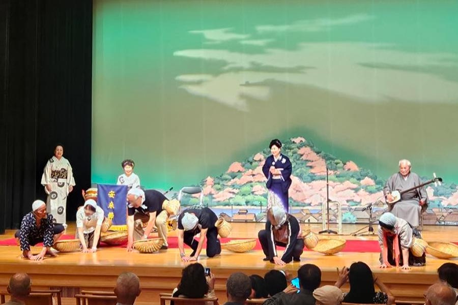 安来節どじょうすくい踊り　ちょこっと体験コーナー