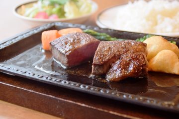 ステーキハウス萠美野