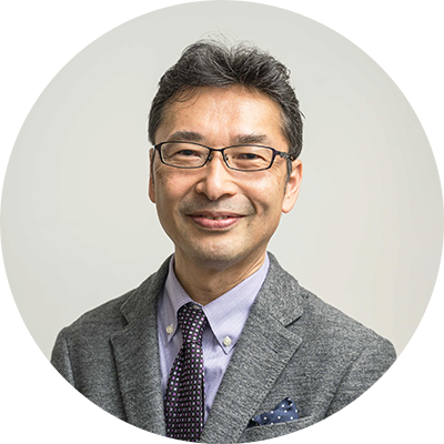小泉凡館長